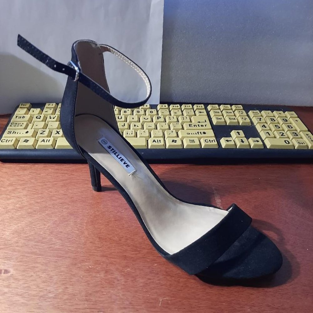 NEW ! Stillieve Ankle Strap Mid Stiletto Heel Sandals Black Suede Size 9
